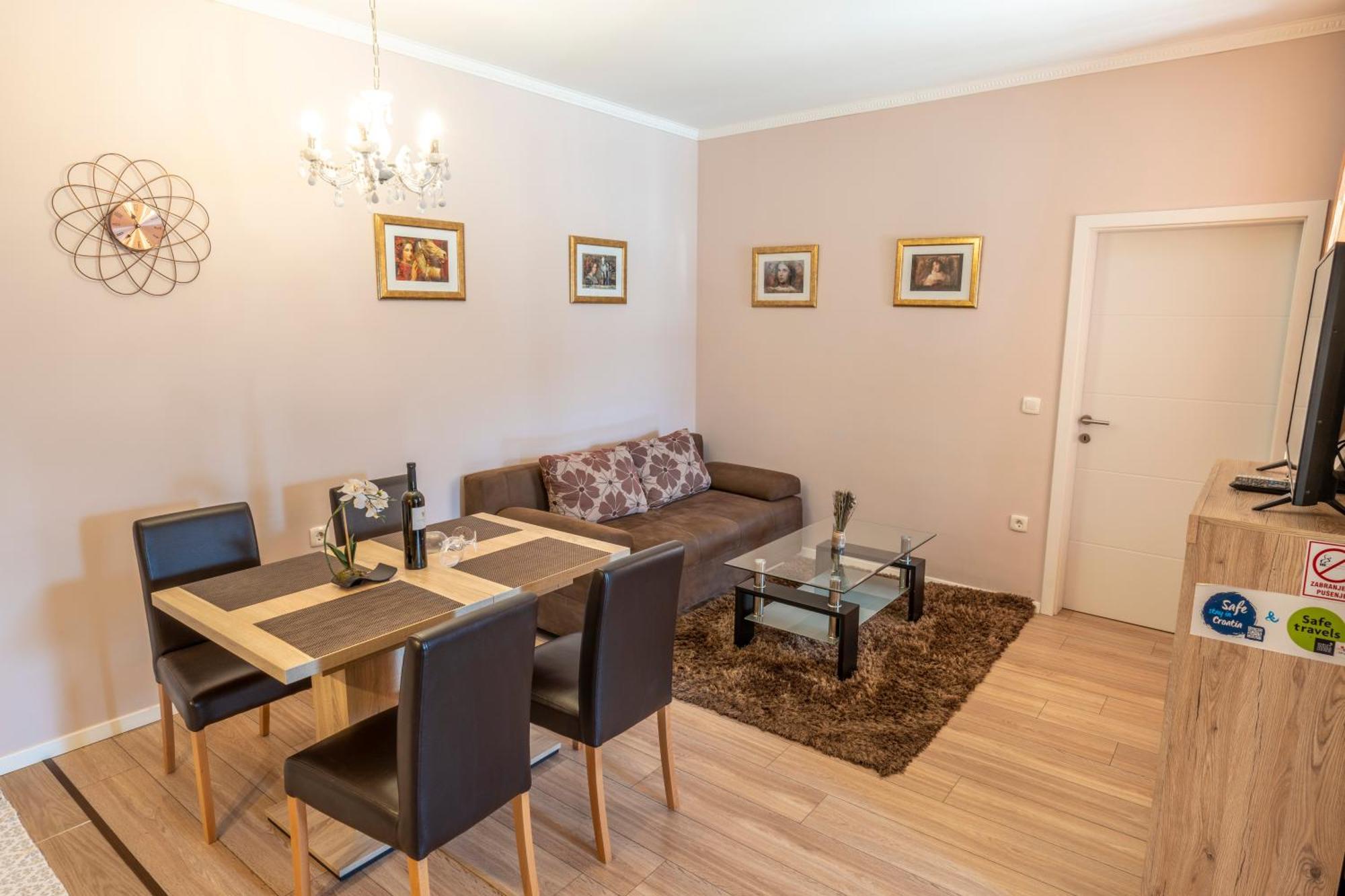 Apartment Anitea Pula Eksteriør billede